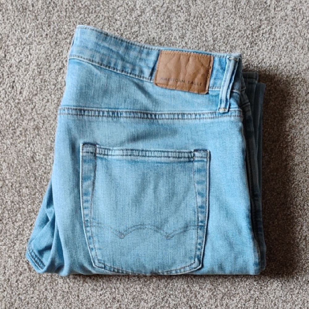 American Eagle Original Bootcut Airflex Light Wash Jeans 34x32